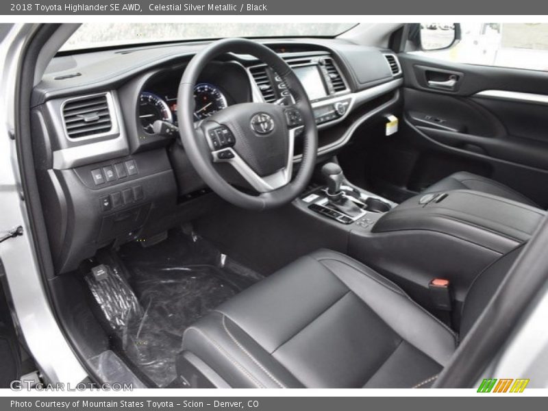 Celestial Silver Metallic / Black 2018 Toyota Highlander SE AWD