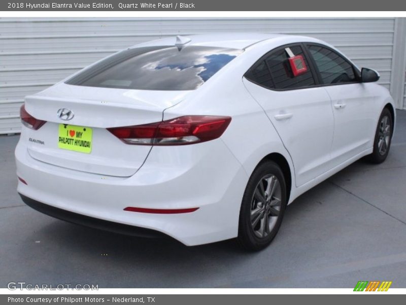 Quartz White Pearl / Black 2018 Hyundai Elantra Value Edition