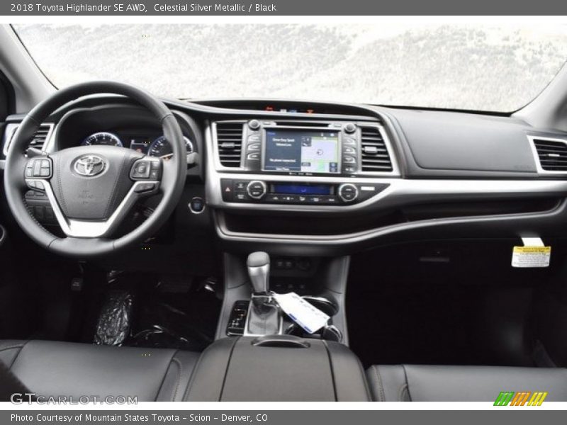 Celestial Silver Metallic / Black 2018 Toyota Highlander SE AWD