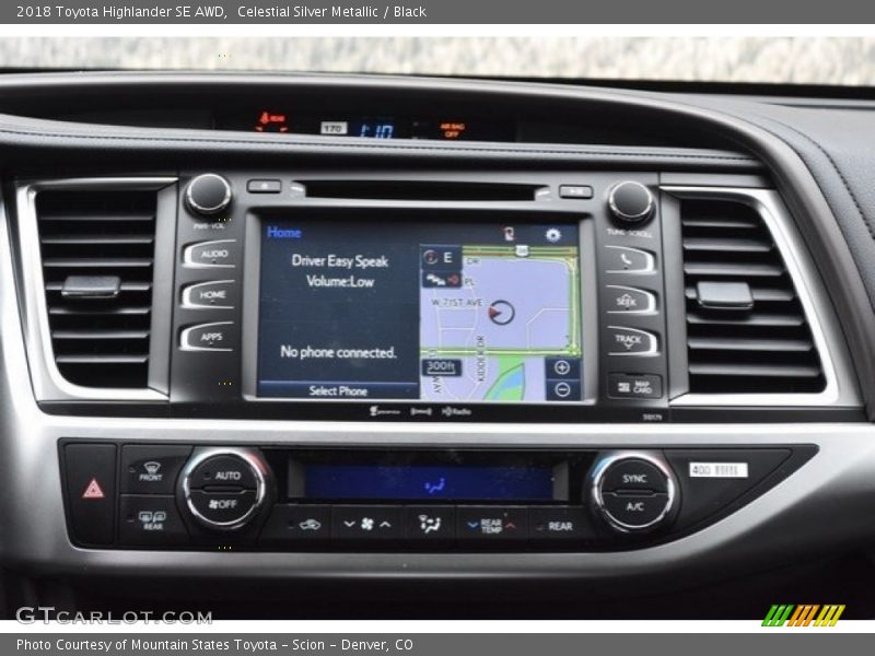 Celestial Silver Metallic / Black 2018 Toyota Highlander SE AWD