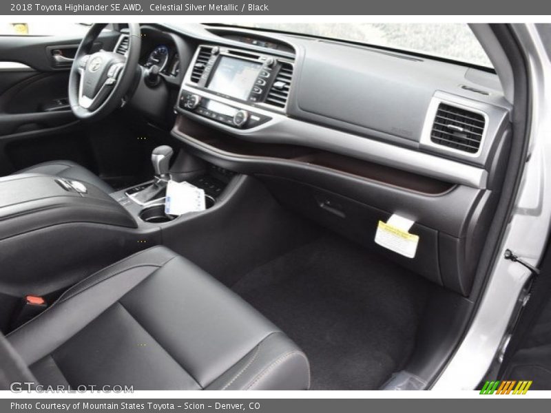 Celestial Silver Metallic / Black 2018 Toyota Highlander SE AWD