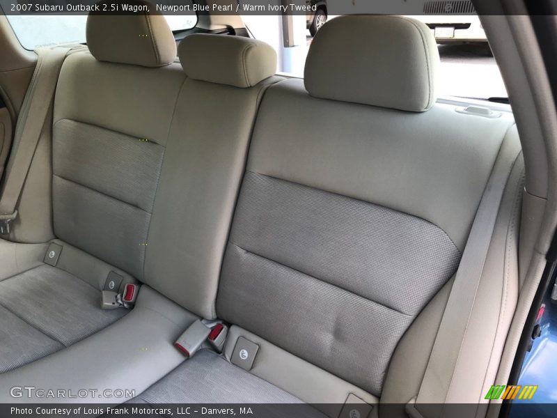 Newport Blue Pearl / Warm Ivory Tweed 2007 Subaru Outback 2.5i Wagon