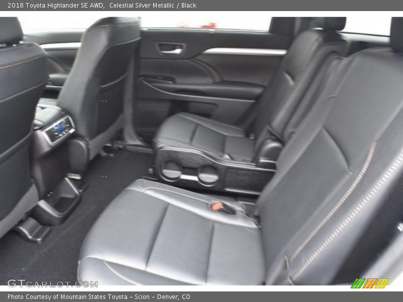 Celestial Silver Metallic / Black 2018 Toyota Highlander SE AWD