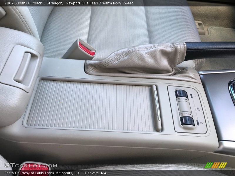 Newport Blue Pearl / Warm Ivory Tweed 2007 Subaru Outback 2.5i Wagon