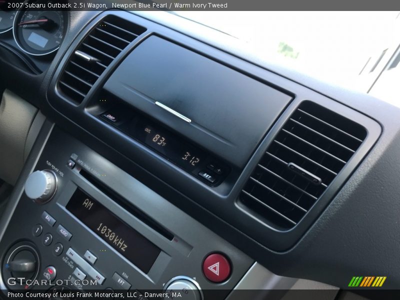 Newport Blue Pearl / Warm Ivory Tweed 2007 Subaru Outback 2.5i Wagon