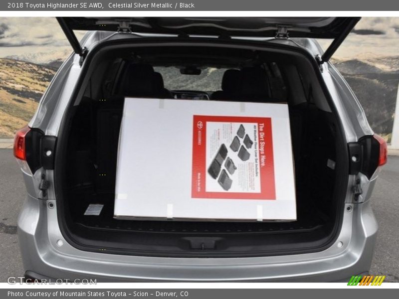Celestial Silver Metallic / Black 2018 Toyota Highlander SE AWD