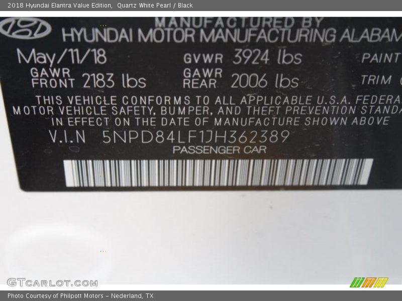 Quartz White Pearl / Black 2018 Hyundai Elantra Value Edition