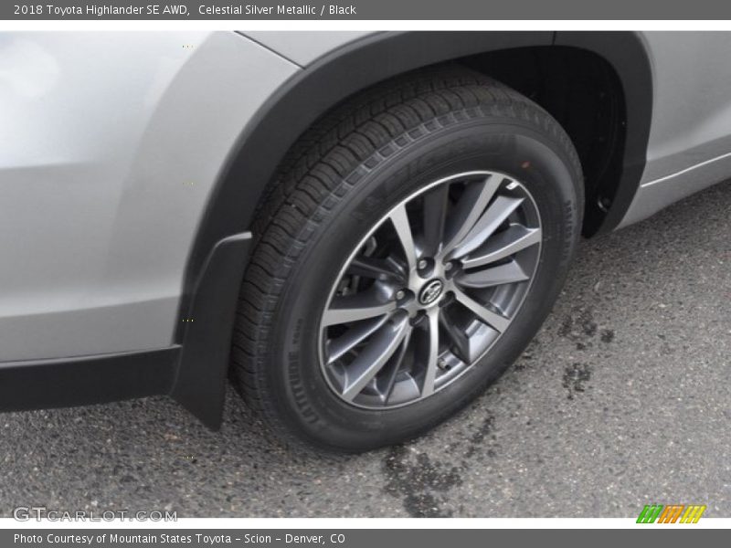 Celestial Silver Metallic / Black 2018 Toyota Highlander SE AWD