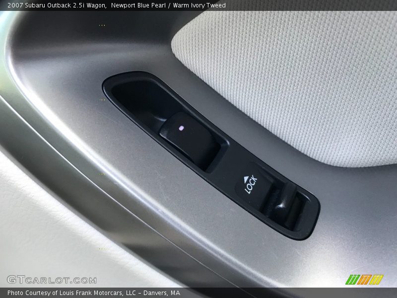 Newport Blue Pearl / Warm Ivory Tweed 2007 Subaru Outback 2.5i Wagon