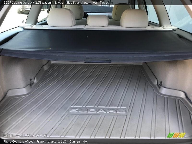 Newport Blue Pearl / Warm Ivory Tweed 2007 Subaru Outback 2.5i Wagon