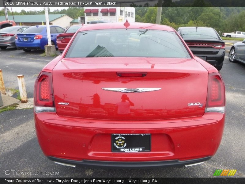 Redline Red Tri-Coat Pearl / Black 2016 Chrysler 300 S AWD