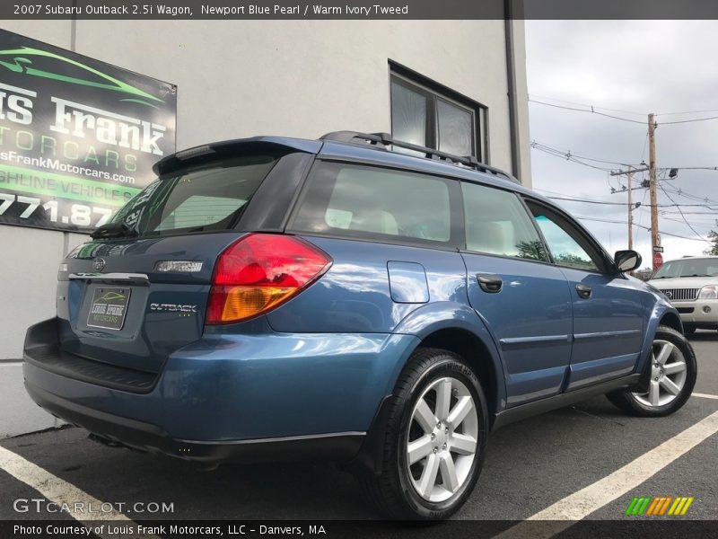 Newport Blue Pearl / Warm Ivory Tweed 2007 Subaru Outback 2.5i Wagon
