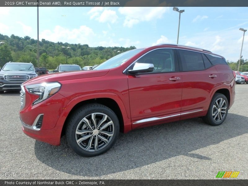 Front 3/4 View of 2019 Terrain Denali AWD