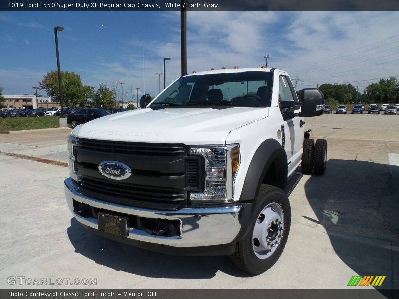 White / Earth Gray 2019 Ford F550 Super Duty XL Regular Cab Chassis