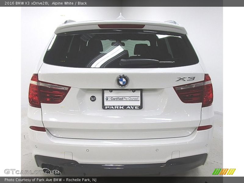 Alpine White / Black 2016 BMW X3 xDrive28i