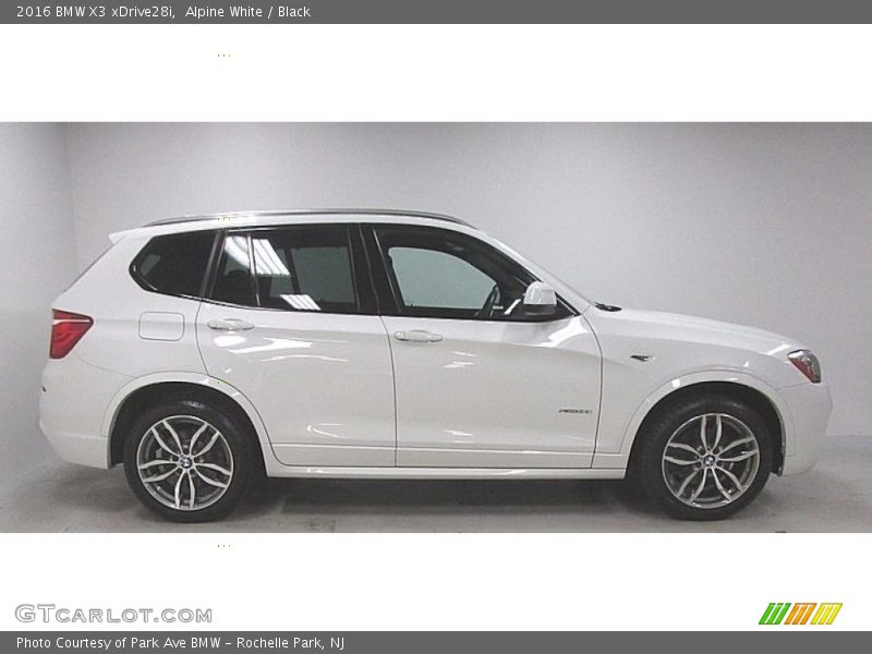 Alpine White / Black 2016 BMW X3 xDrive28i