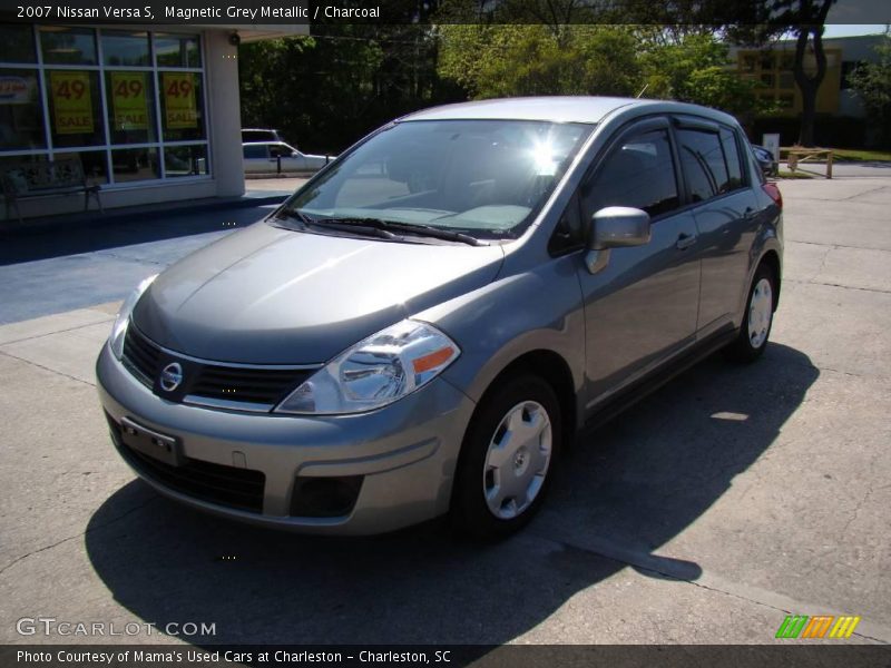 Magnetic Grey Metallic / Charcoal 2007 Nissan Versa S
