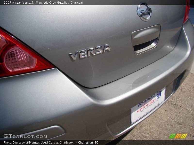 Magnetic Grey Metallic / Charcoal 2007 Nissan Versa S