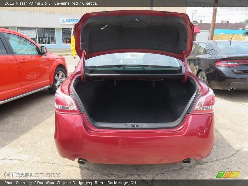 Cayenne Red / Charcoal 2013 Nissan Altima 2.5 S