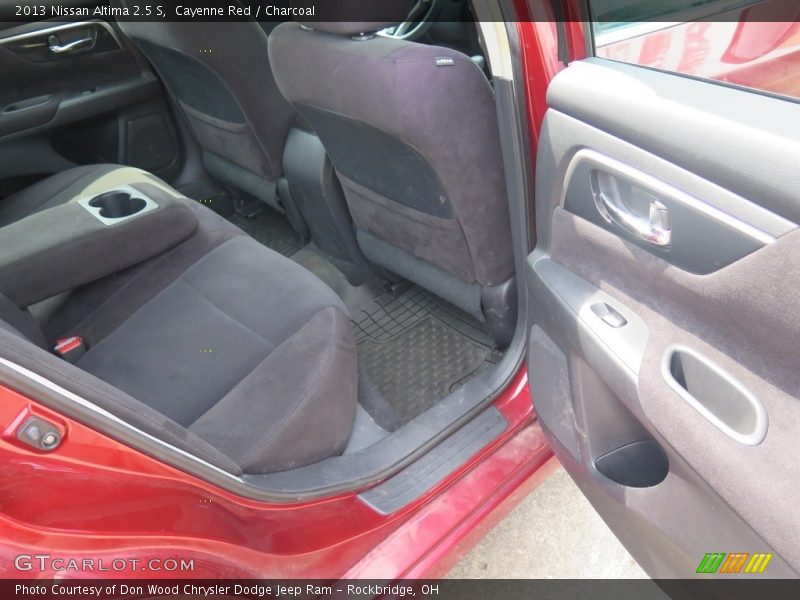 Cayenne Red / Charcoal 2013 Nissan Altima 2.5 S