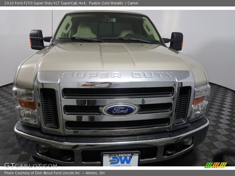Pueblo Gold Metallic / Camel 2010 Ford F250 Super Duty XLT SuperCab 4x4