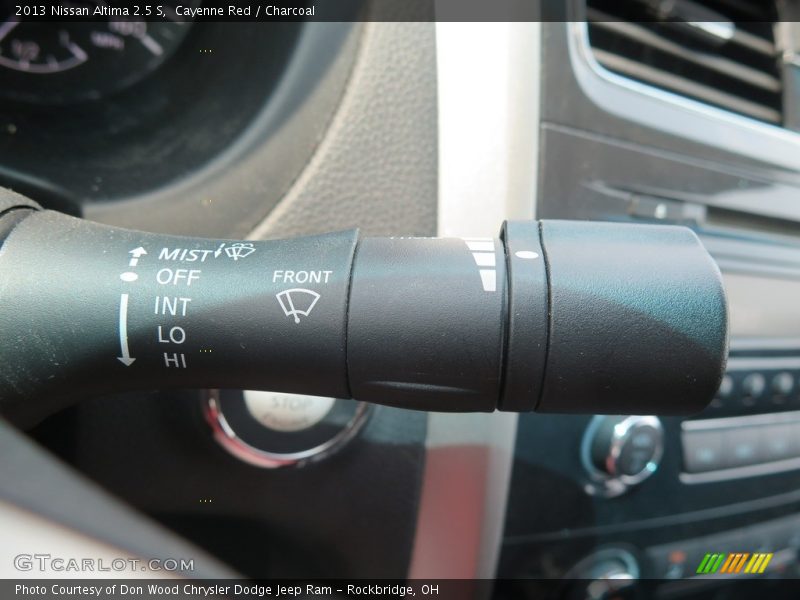 Cayenne Red / Charcoal 2013 Nissan Altima 2.5 S