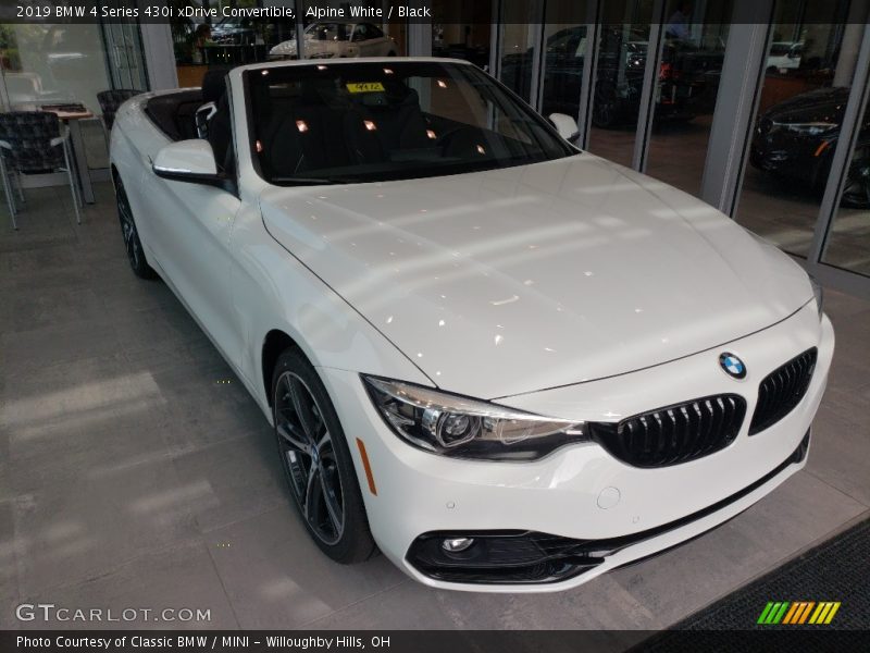 Alpine White / Black 2019 BMW 4 Series 430i xDrive Convertible