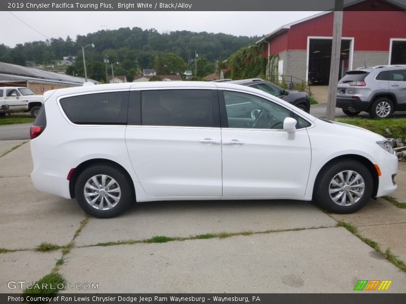  2019 Pacifica Touring Plus Bright White