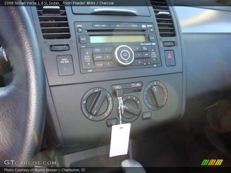 Fresh Powder White / Charcoal 2008 Nissan Versa 1.8 SL Sedan