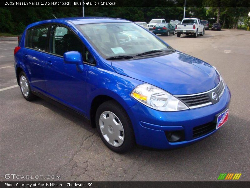 Blue Metallic / Charcoal 2009 Nissan Versa 1.8 S Hatchback