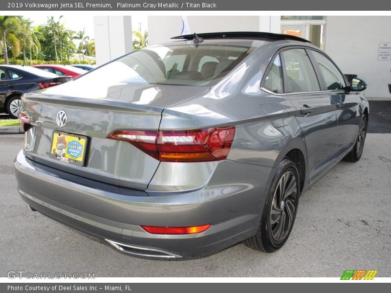 Platinum Gray Metallic / Titan Black 2019 Volkswagen Jetta SEL Premium