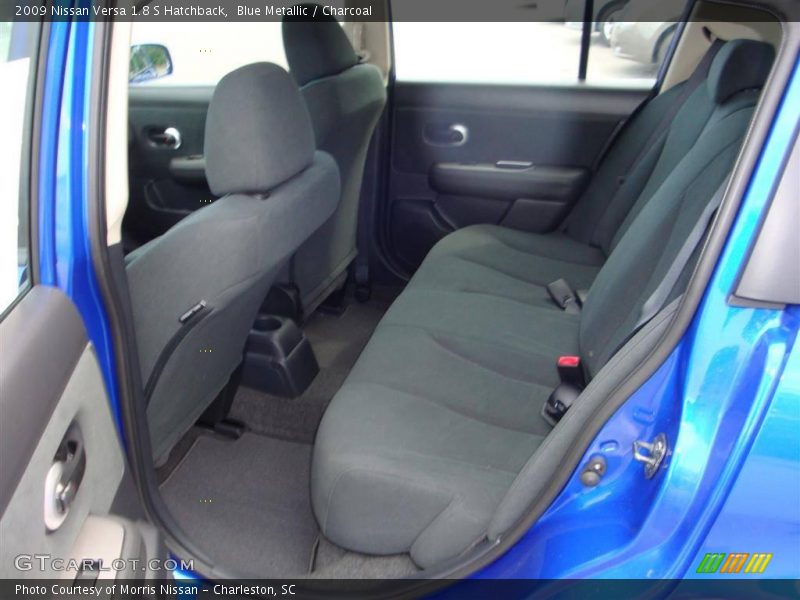 Blue Metallic / Charcoal 2009 Nissan Versa 1.8 S Hatchback