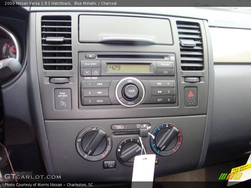 Blue Metallic / Charcoal 2009 Nissan Versa 1.8 S Hatchback