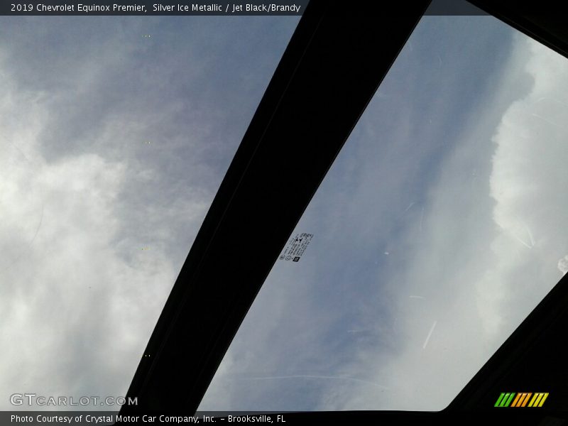 Sunroof of 2019 Equinox Premier