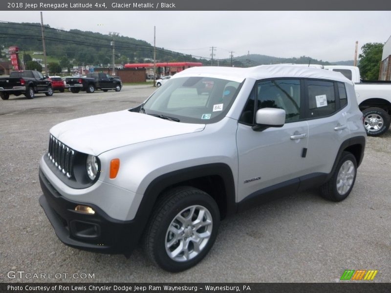 Glacier Metallic / Black 2018 Jeep Renegade Latitude 4x4