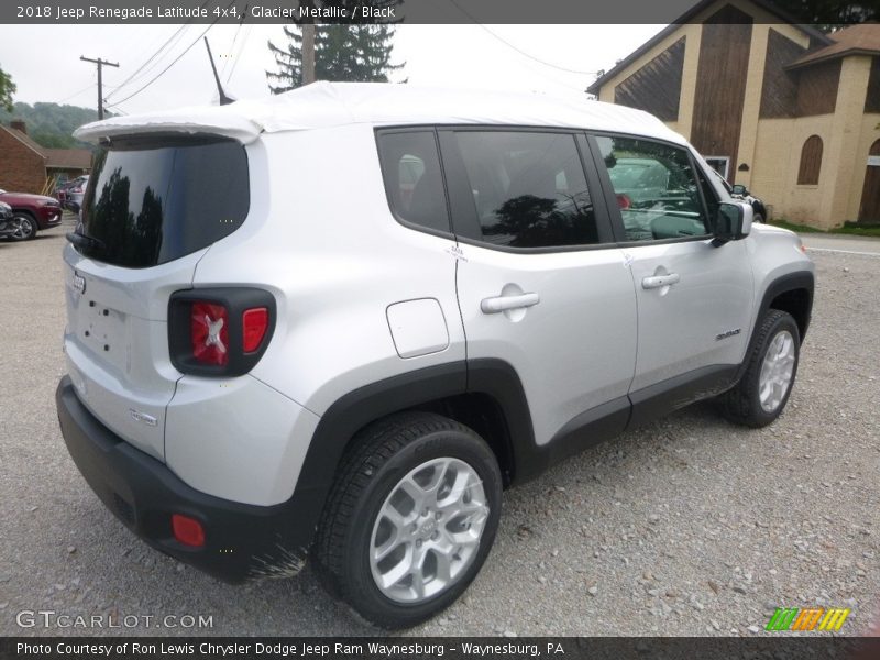 Glacier Metallic / Black 2018 Jeep Renegade Latitude 4x4