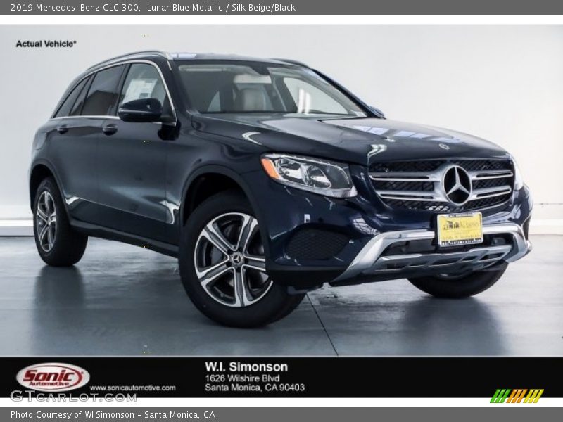 Lunar Blue Metallic / Silk Beige/Black 2019 Mercedes-Benz GLC 300