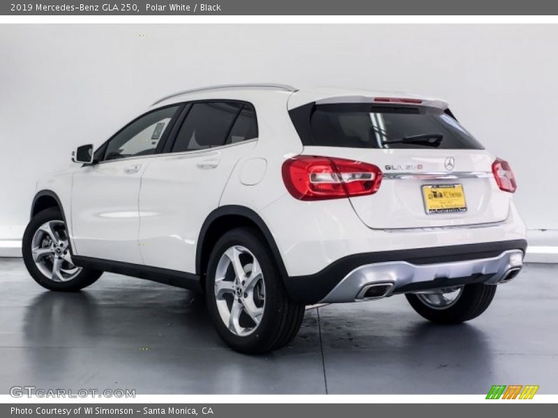 Polar White / Black 2019 Mercedes-Benz GLA 250