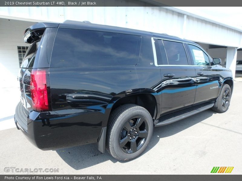 Black / Jet Black 2019 Chevrolet Suburban LT 4WD