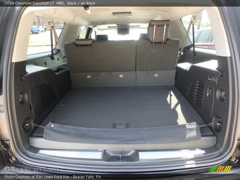 Black / Jet Black 2019 Chevrolet Suburban LT 4WD