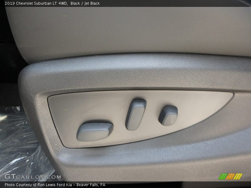 Black / Jet Black 2019 Chevrolet Suburban LT 4WD