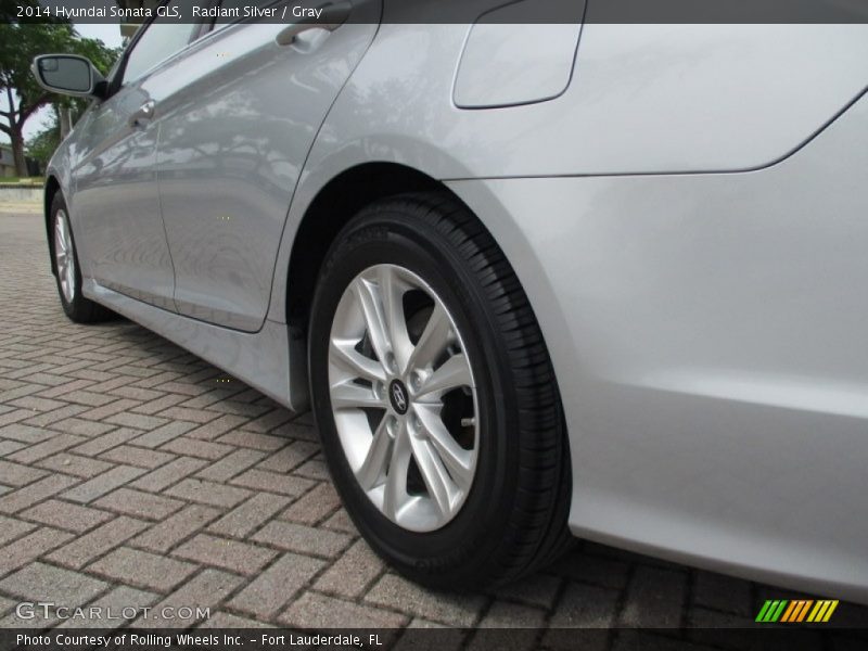 Radiant Silver / Gray 2014 Hyundai Sonata GLS