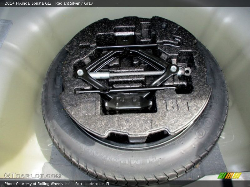 Radiant Silver / Gray 2014 Hyundai Sonata GLS