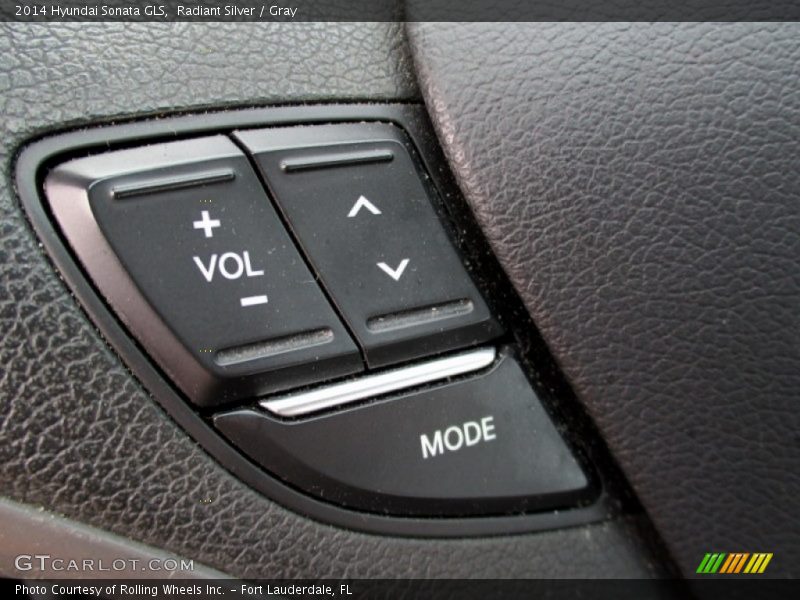 Radiant Silver / Gray 2014 Hyundai Sonata GLS