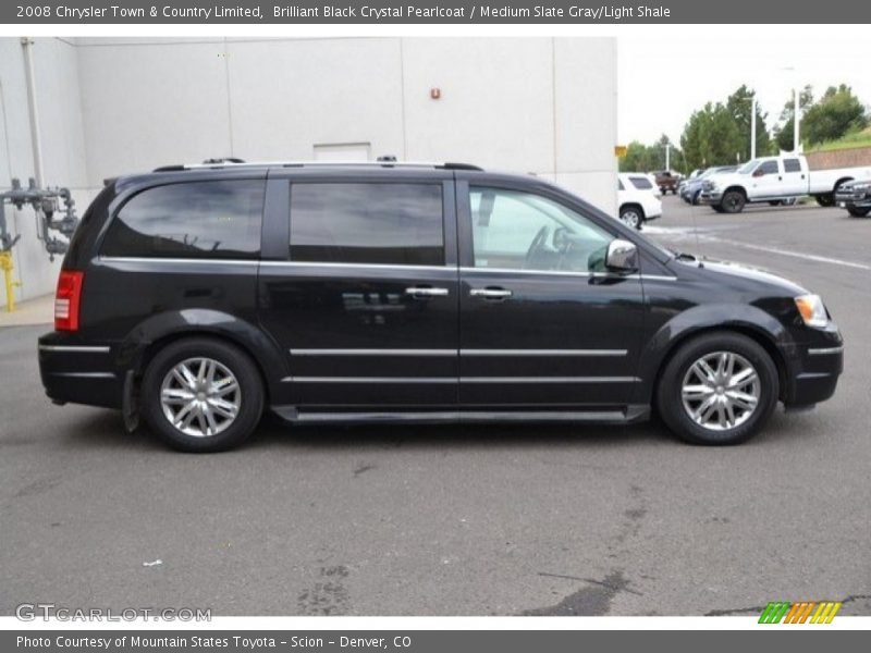 Brilliant Black Crystal Pearlcoat / Medium Slate Gray/Light Shale 2008 Chrysler Town & Country Limited