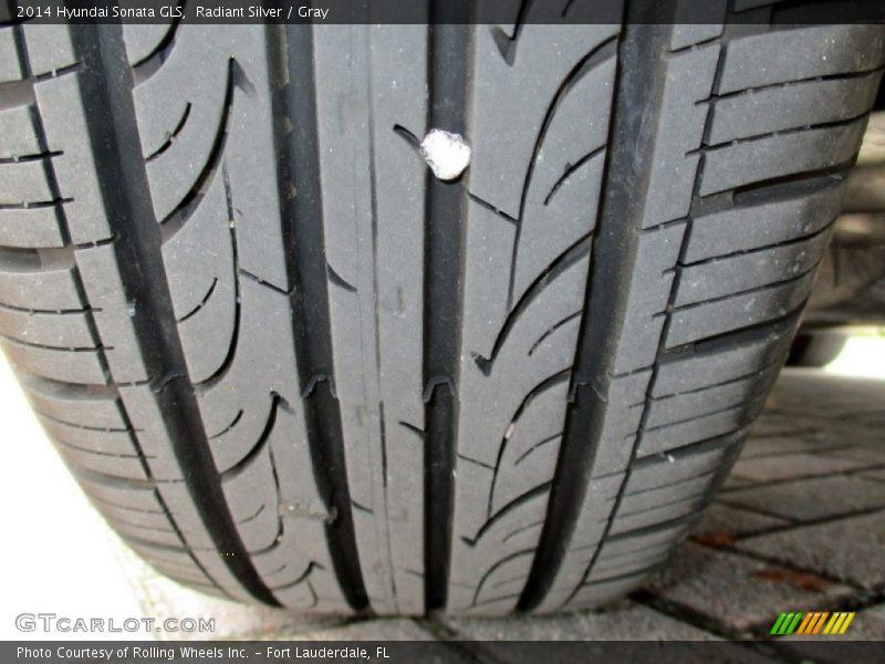 Radiant Silver / Gray 2014 Hyundai Sonata GLS