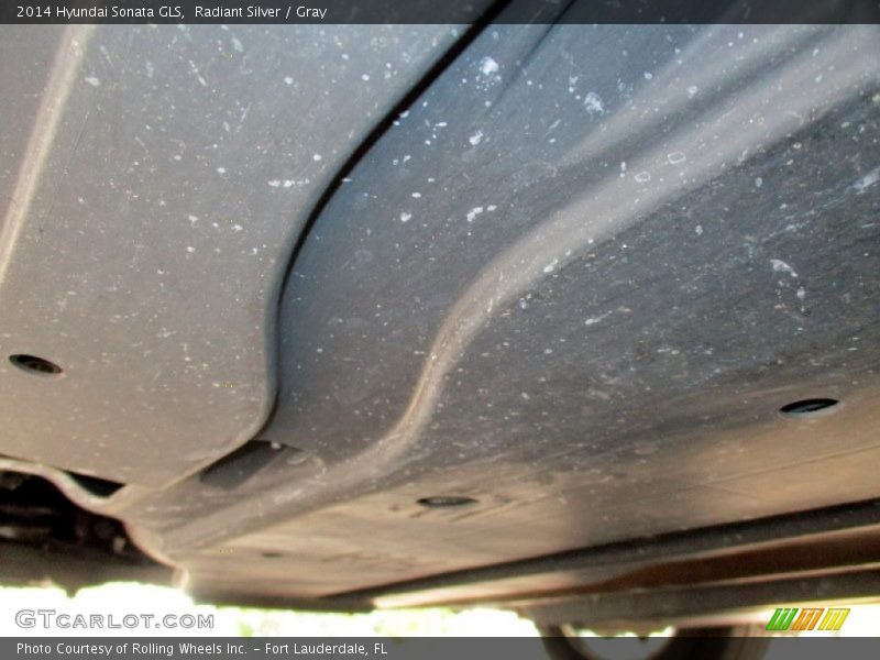 Radiant Silver / Gray 2014 Hyundai Sonata GLS