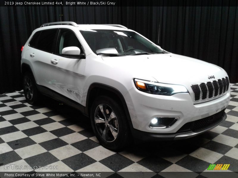 Bright White / Black/Ski Grey 2019 Jeep Cherokee Limited 4x4
