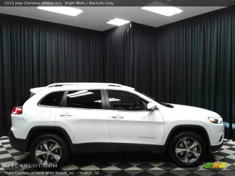 Bright White / Black/Ski Grey 2019 Jeep Cherokee Limited 4x4