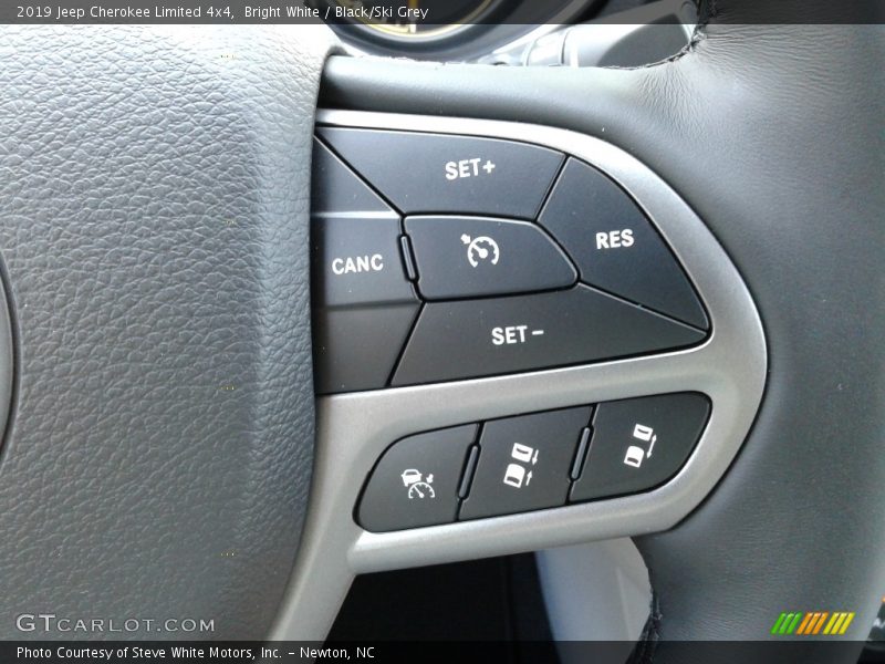 Bright White / Black/Ski Grey 2019 Jeep Cherokee Limited 4x4